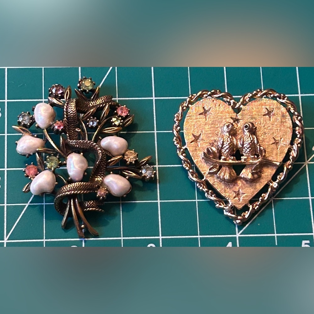 Vintage Coro Coro Pegasus Brooches Pendant Love Birds Sweetheart Baroque Bouquet